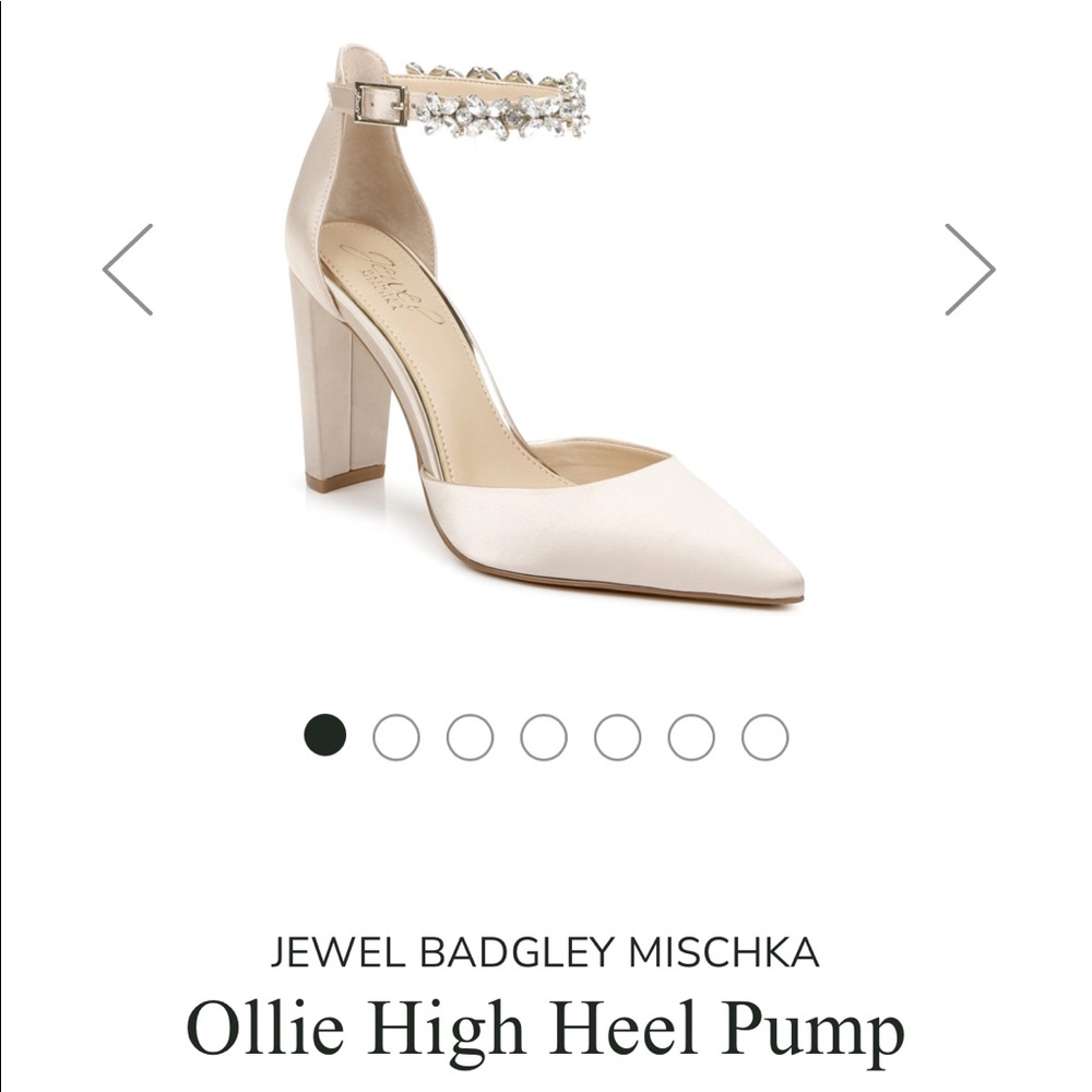 Jewel Badgley Mischka Ollie Evening Pumps